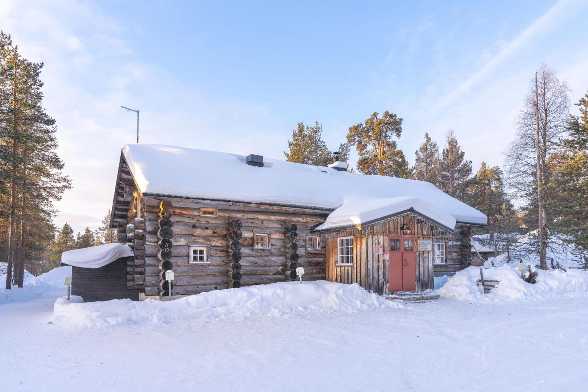 Kuukkeli Apartments Pikku-Hirvas Ja Porotokka Saariselkä Exteriör bild