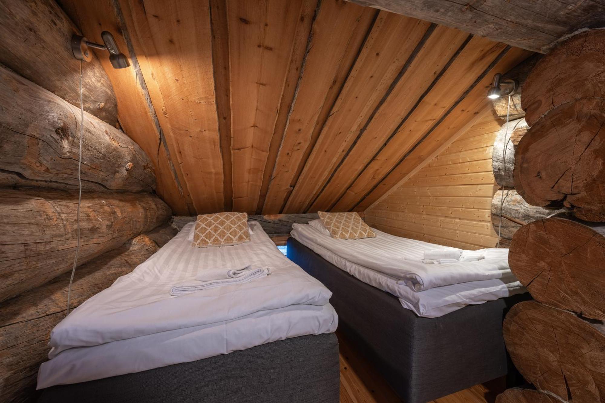 Kuukkeli Apartments Pikku-Hirvas Ja Porotokka Saariselkä Exteriör bild